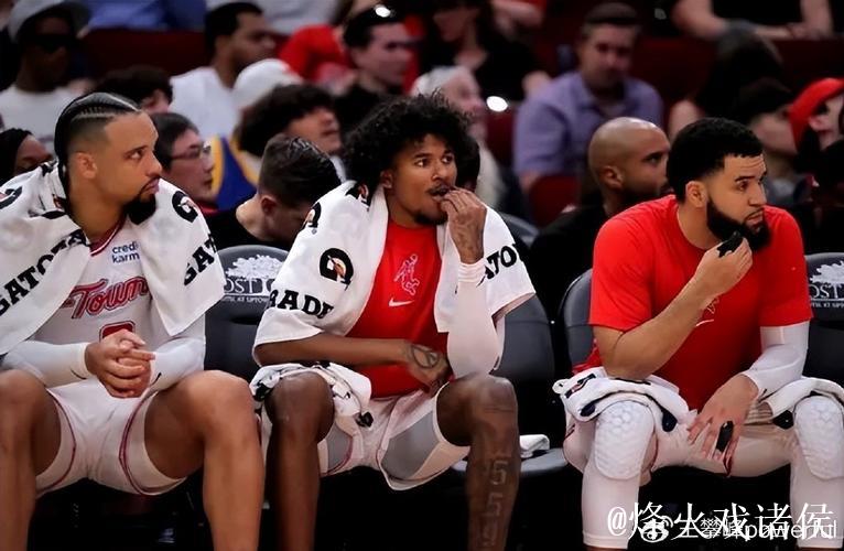 火箭与AJ-格里芬达成买断协议，后者将暂时离开篮球赛场