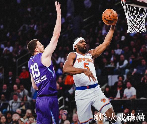 唐斯31+21尼克斯9连胜 猛龙克篮网终结11连败 唐斯31+21尼克斯9连胜 猛龙克篮网终结11连败